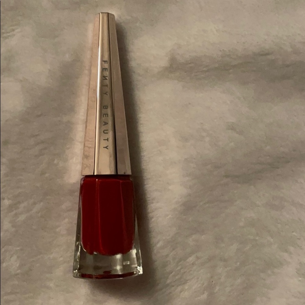 Fenty Beauty Stunna Lip Paint in Uncensored